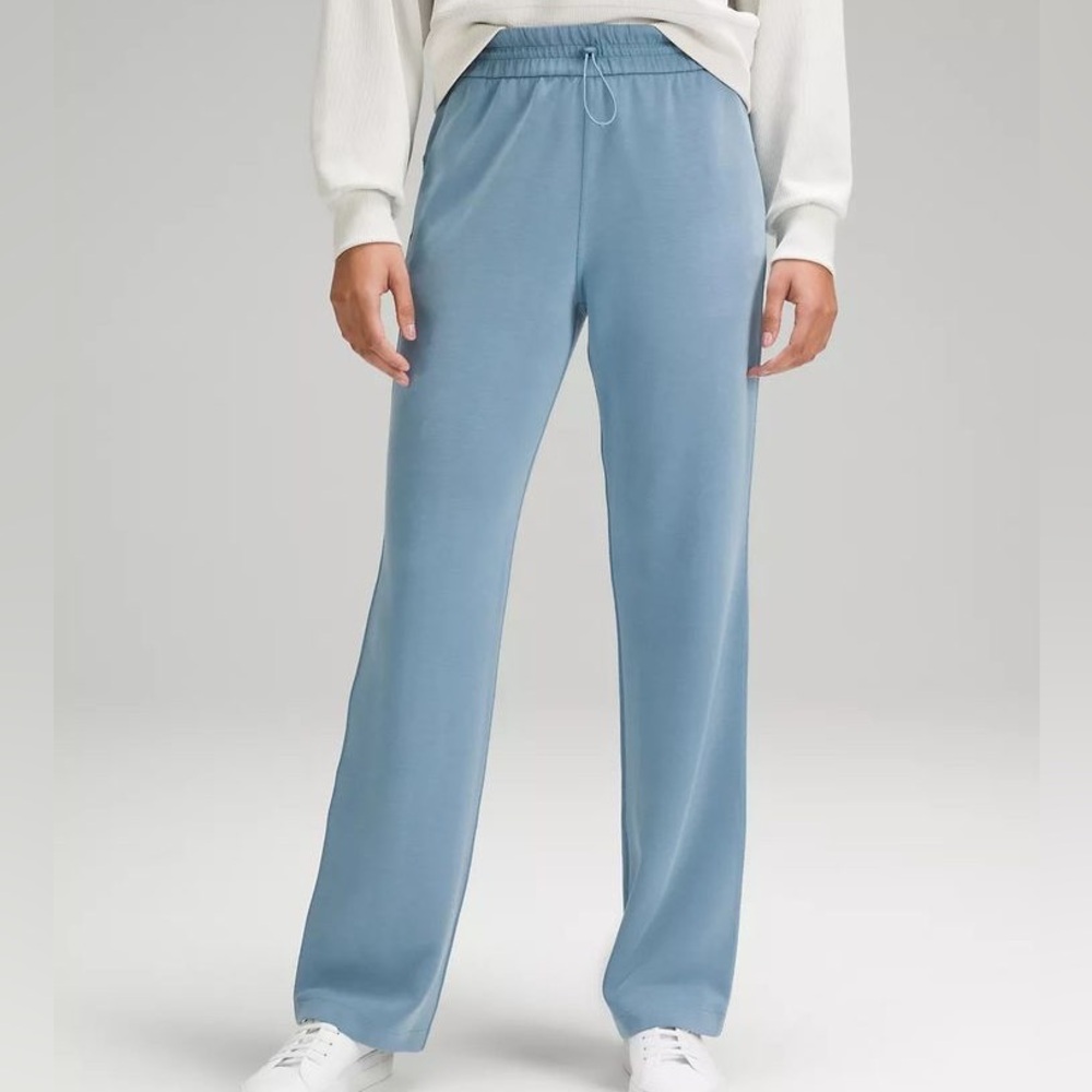 NWOT Lululemon Softstreme High Rise Pant